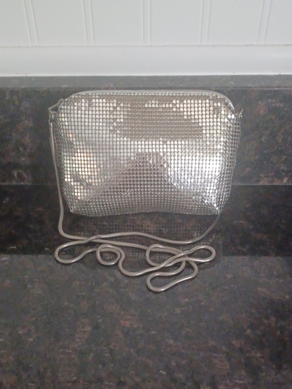 Whiting & Davis Silver Mesh Crossbody Shoulder Bag Clutch Zipper Pouch 20"Strap - Picture 7 of 7